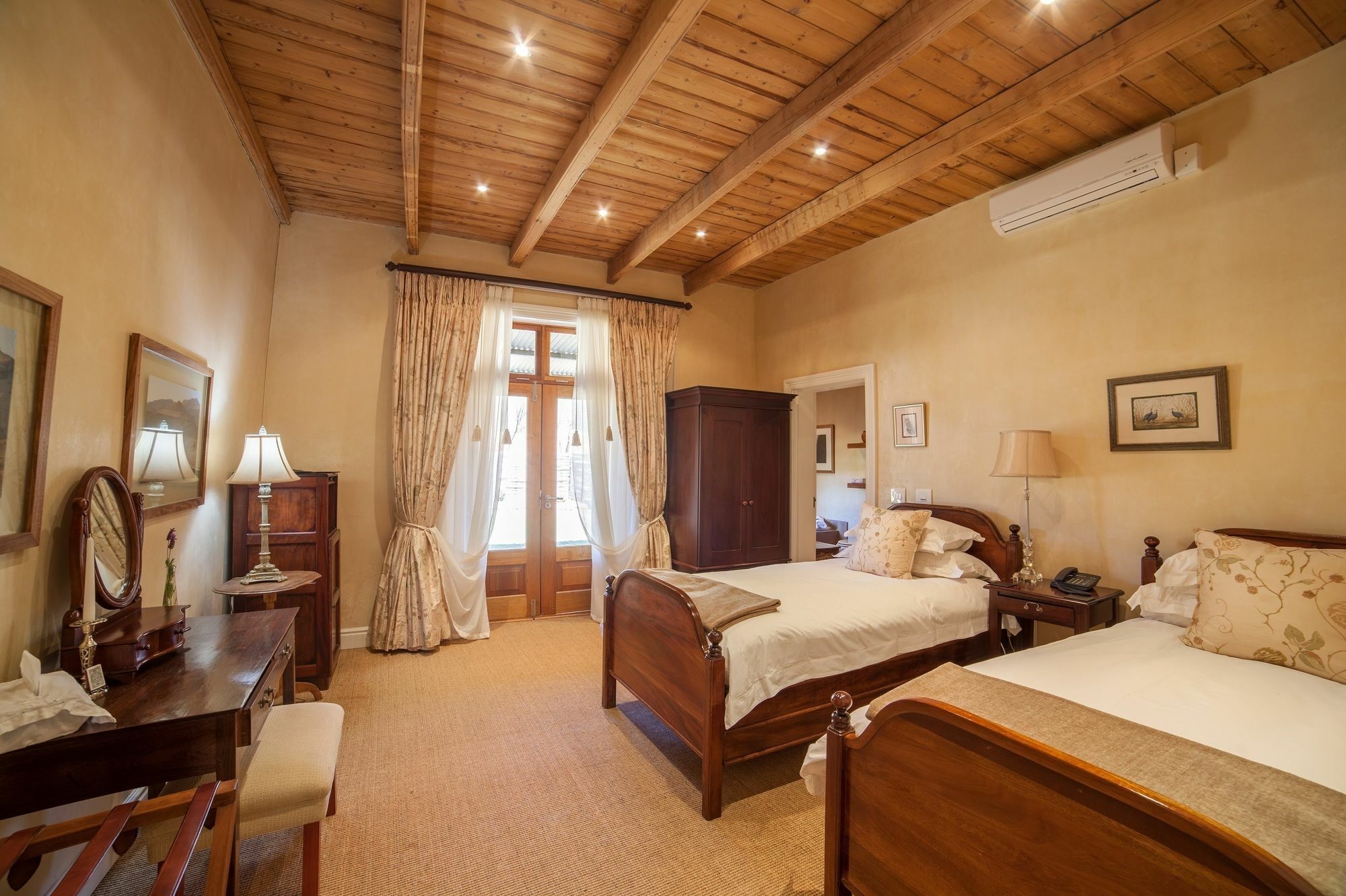 Mount Camdeboo Hotel Graaff-Reinet Eksteriør billede